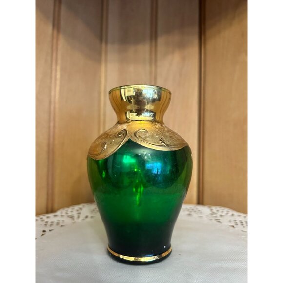 Antique Hand-Painted Bohemian Green Gold Moser Small Glass Vase Floral Motif - Picture 4 of 8